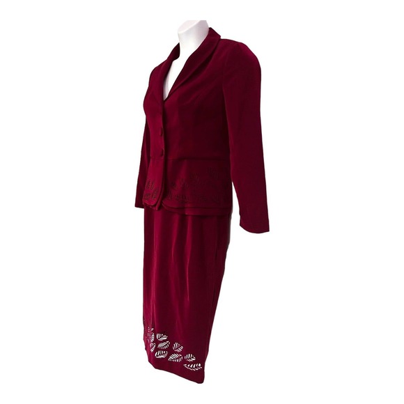 Midnight Velvet Cutwork Fall Burgundy Desk to  Dinner Office Power Skirt Suit - Picture 6 of 15